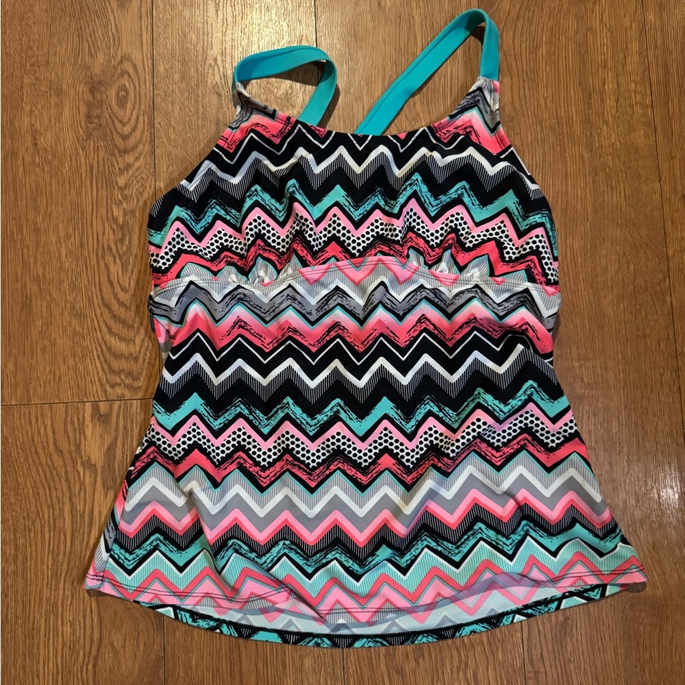 Chevron Patterned Women's One Piece Swimsuit